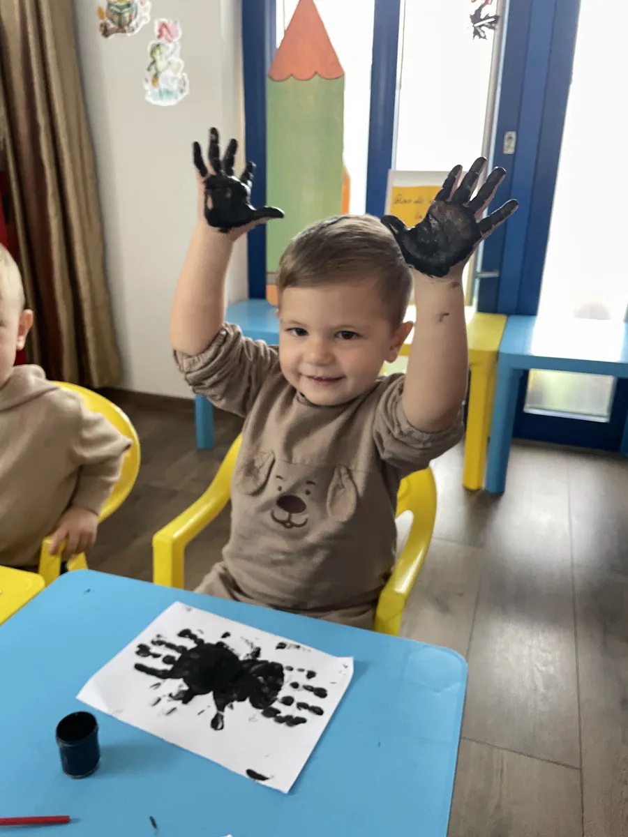 Paianjenul 🕷️🕸️(amprentare mânuță)❤️ (3)